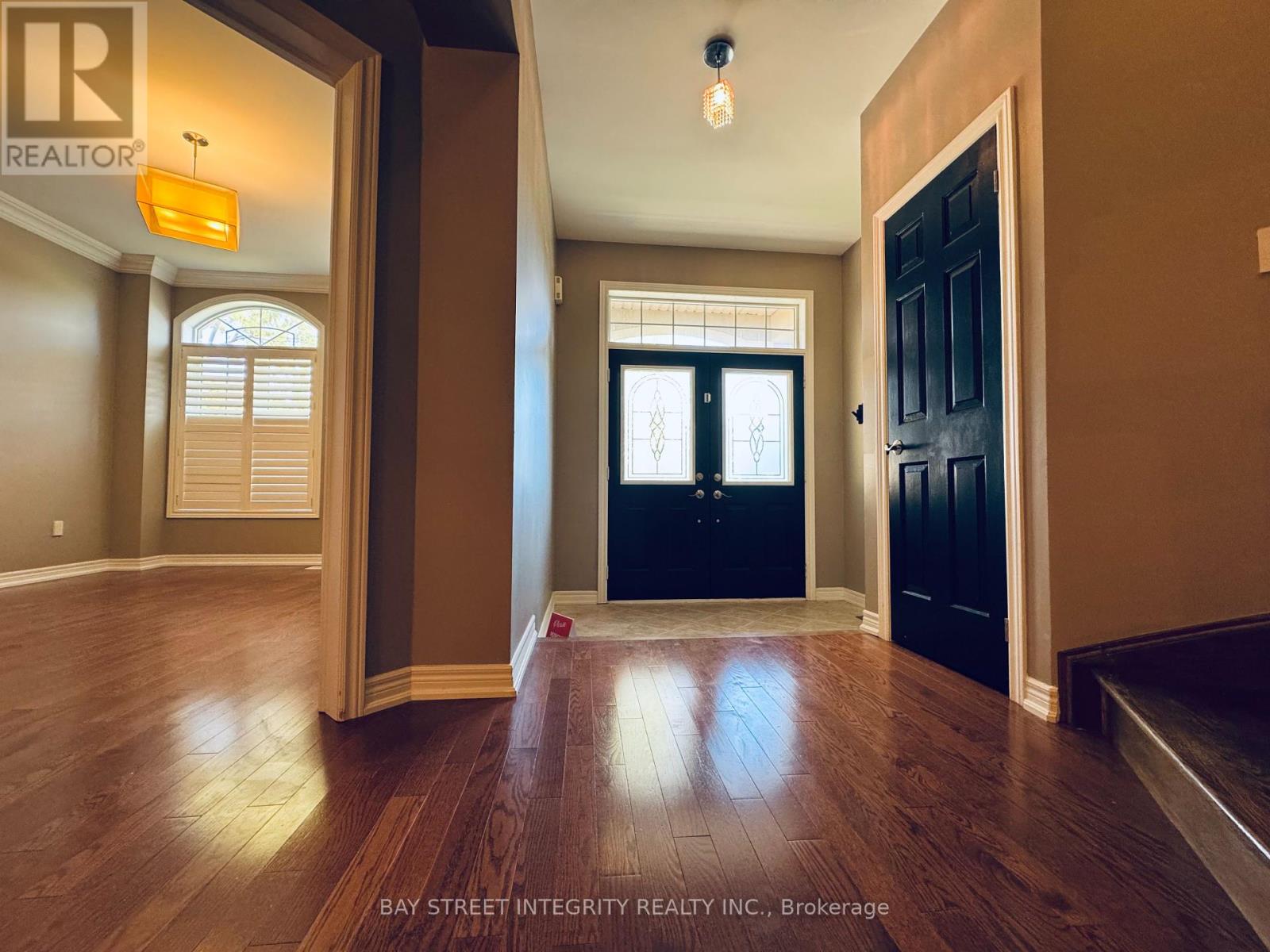 2449 Tesla Crescent, Oakville, Ontario  L6H 7T6 - Photo 3 - W12453332