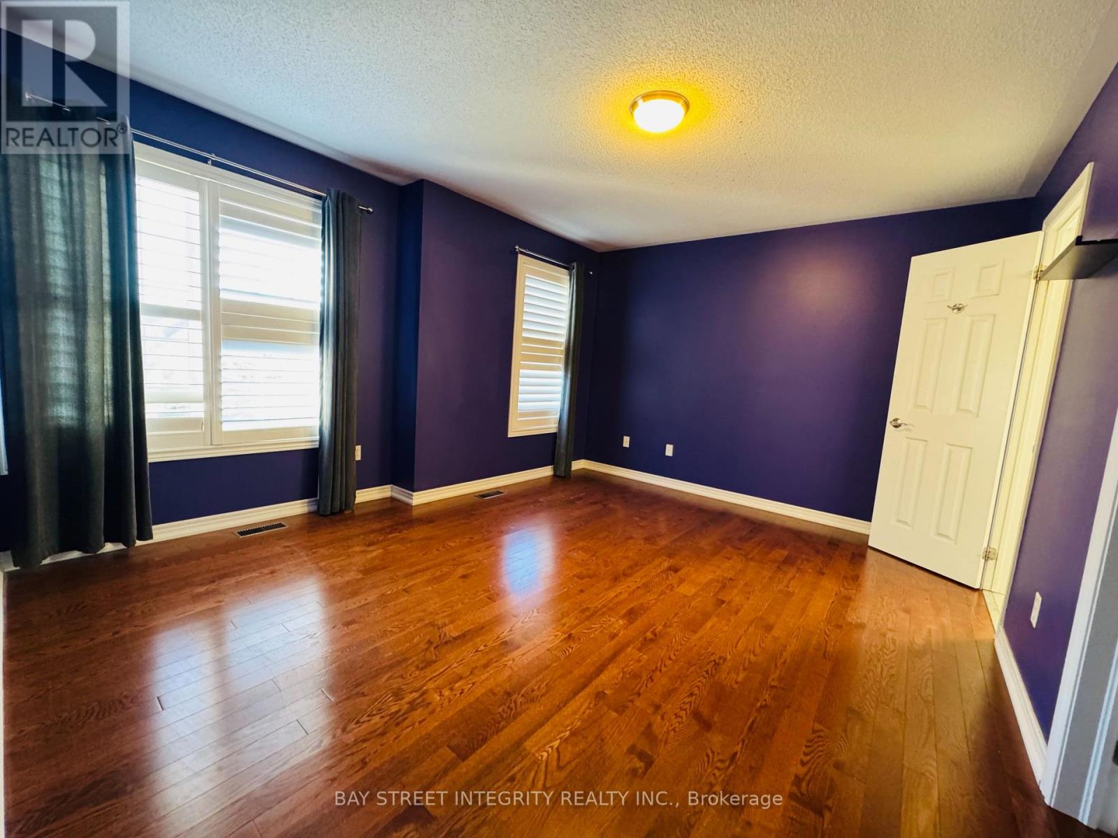 2449 Tesla Crescent, Oakville, Ontario  L6H 7T6 - Photo 31 - W12453332