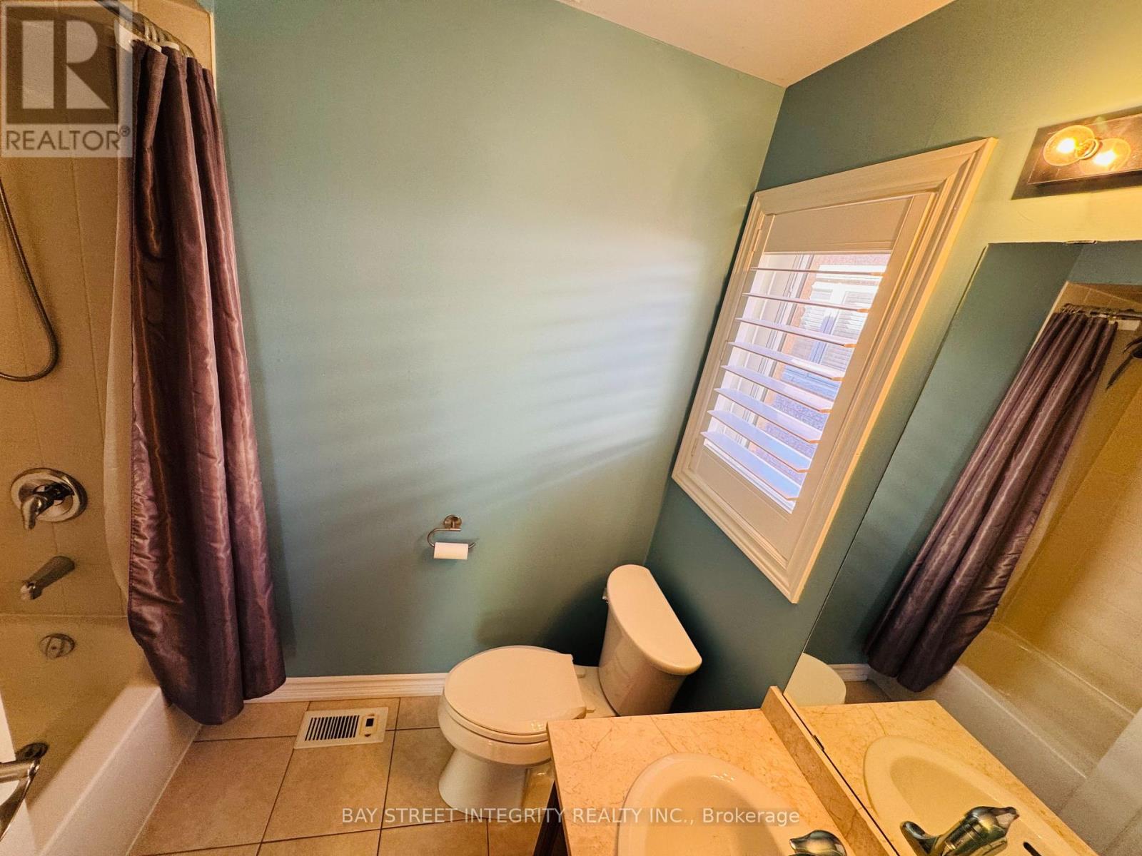 2449 Tesla Crescent, Oakville, Ontario  L6H 7T6 - Photo 37 - W12453332