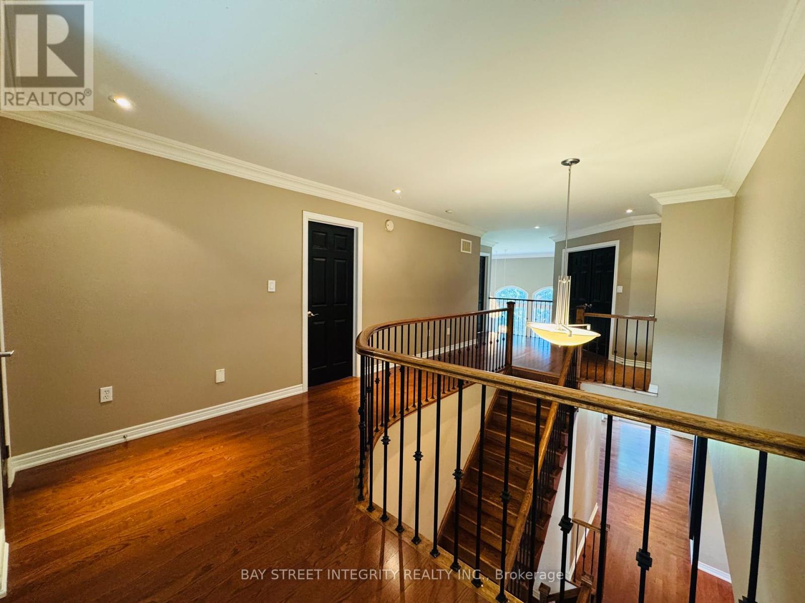 2449 Tesla Crescent, Oakville, Ontario  L6H 7T6 - Photo 38 - W12453332