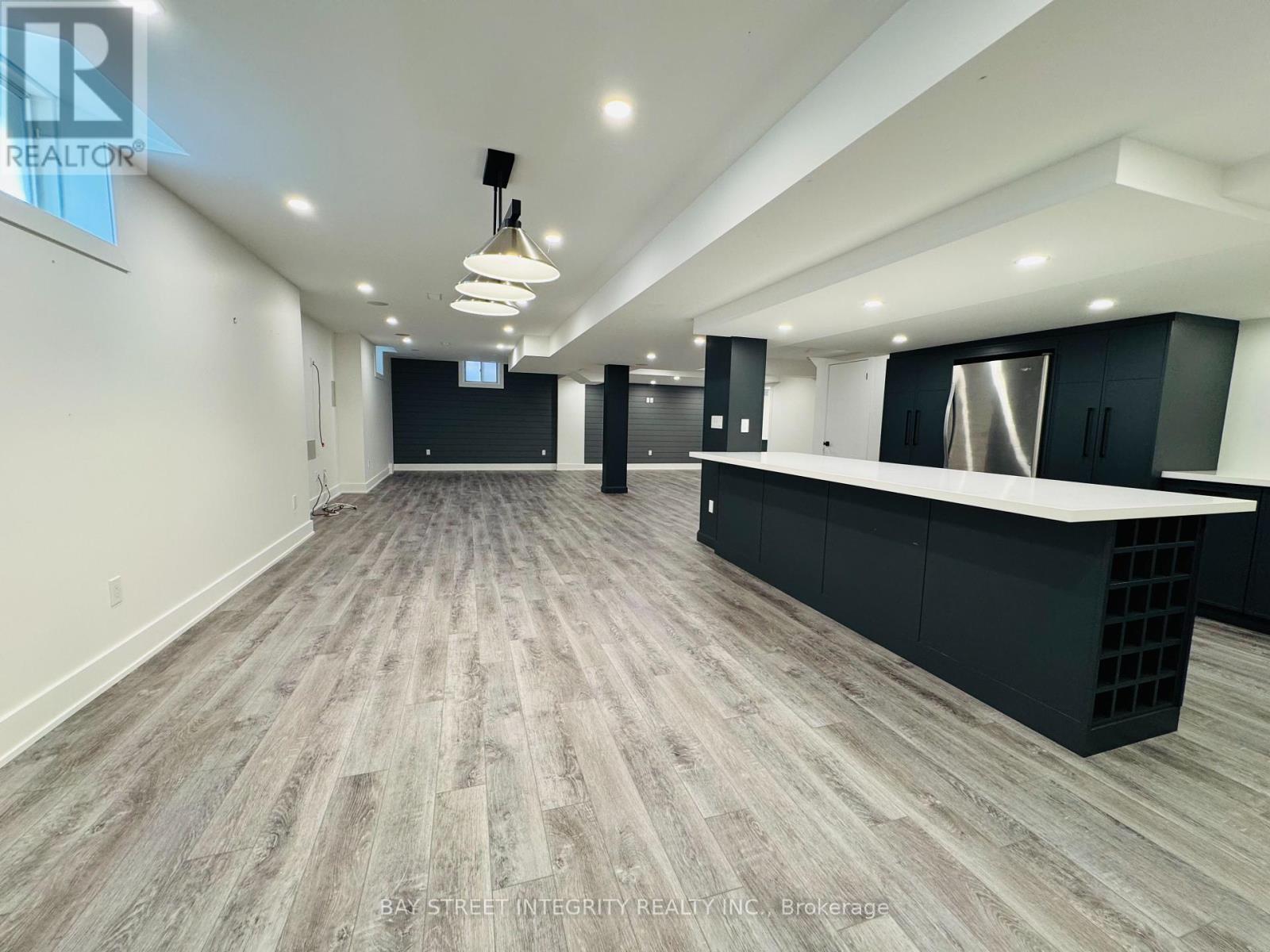 2449 Tesla Crescent, Oakville, Ontario  L6H 7T6 - Photo 42 - W12453332