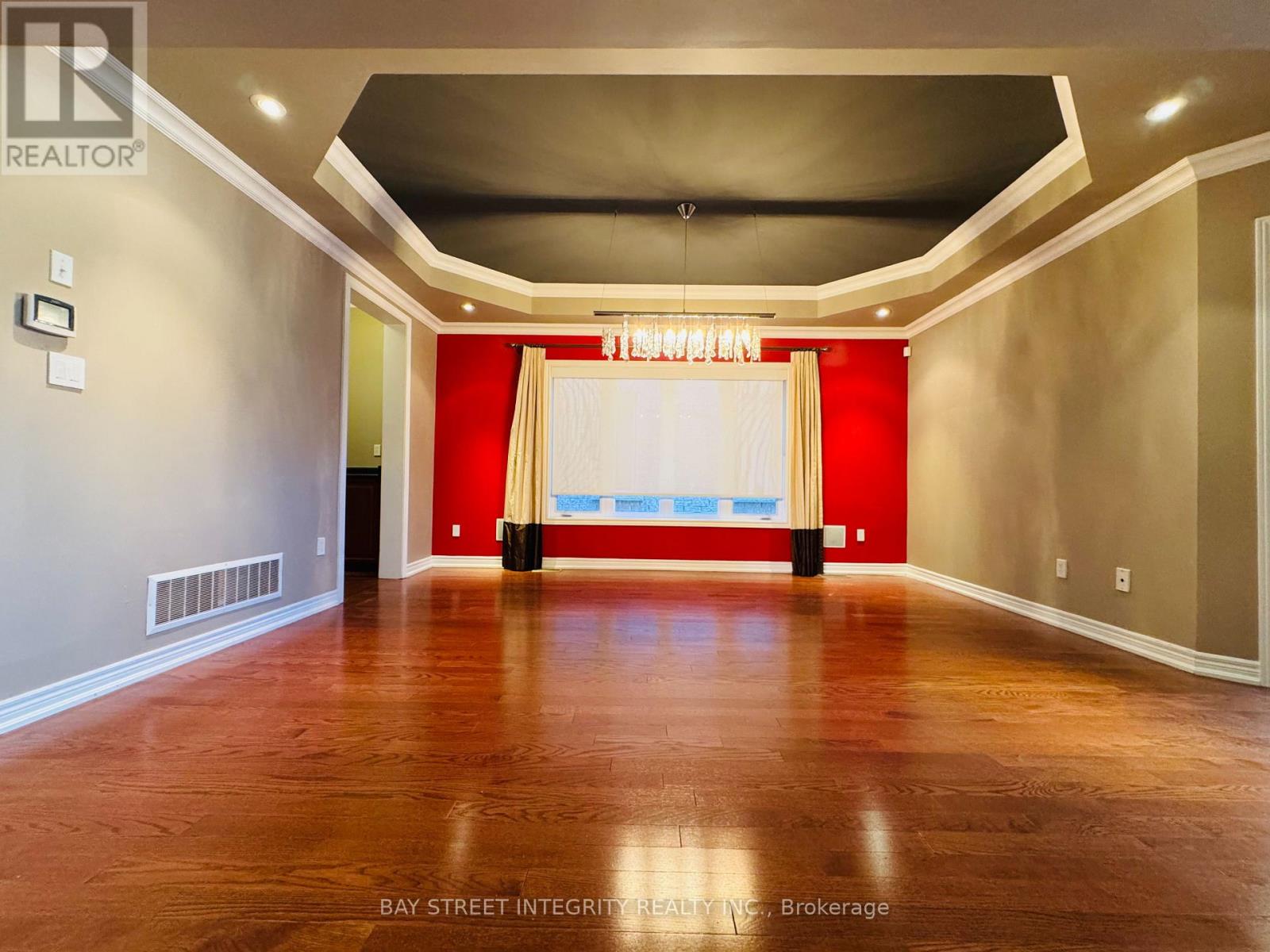 2449 Tesla Crescent, Oakville, Ontario  L6H 7T6 - Photo 8 - W12453332