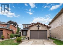 15 ANITA COURT, Hamilton, Ontario