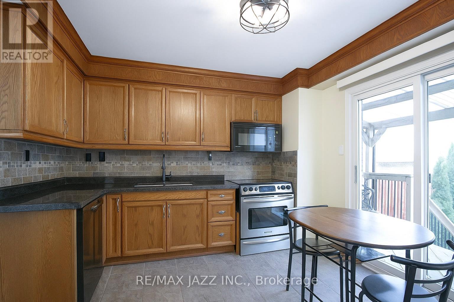 97 Stuart Road, Clarington, Ontario  L1E 2A2 - Photo 2 - E12453351