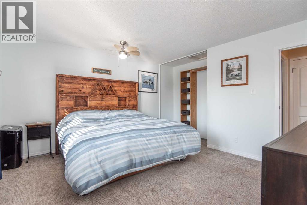 25 Oates Green, Red Deer, Alberta  T4P 1V2 - Photo 25 - A2259614