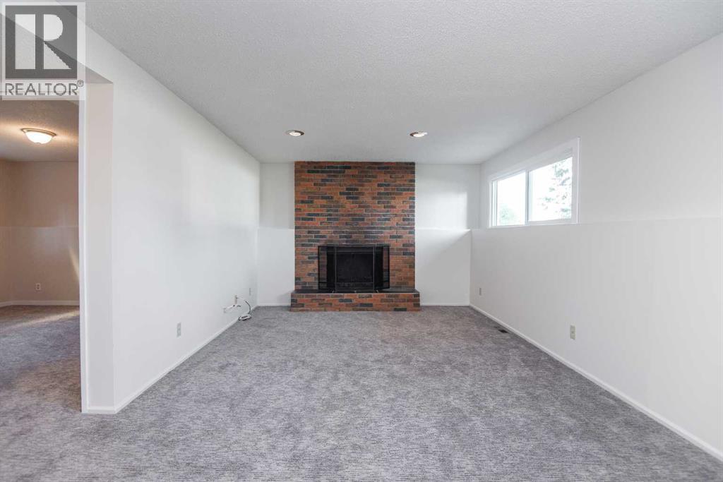 25 Oates Green, Red Deer, Alberta  T4P 1V2 - Photo 30 - A2259614