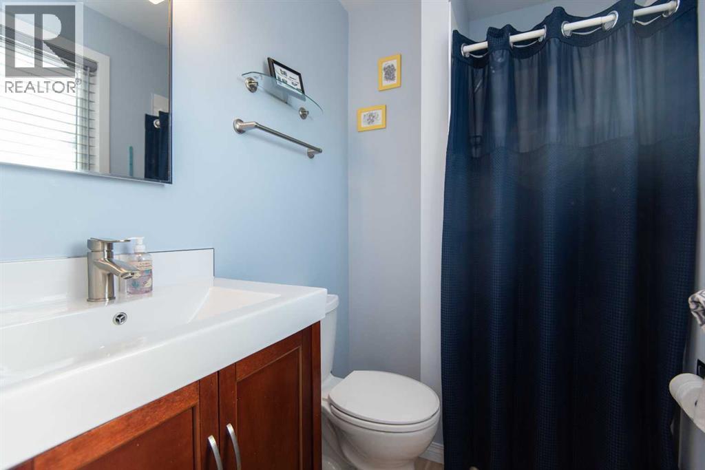25 Oates Green, Red Deer, Alberta  T4P 1V2 - Photo 24 - A2259614