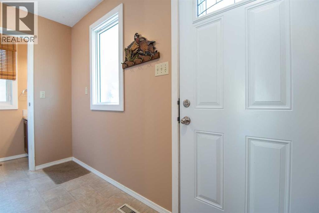 25 Oates Green, Red Deer, Alberta  T4P 1V2 - Photo 33 - A2259614