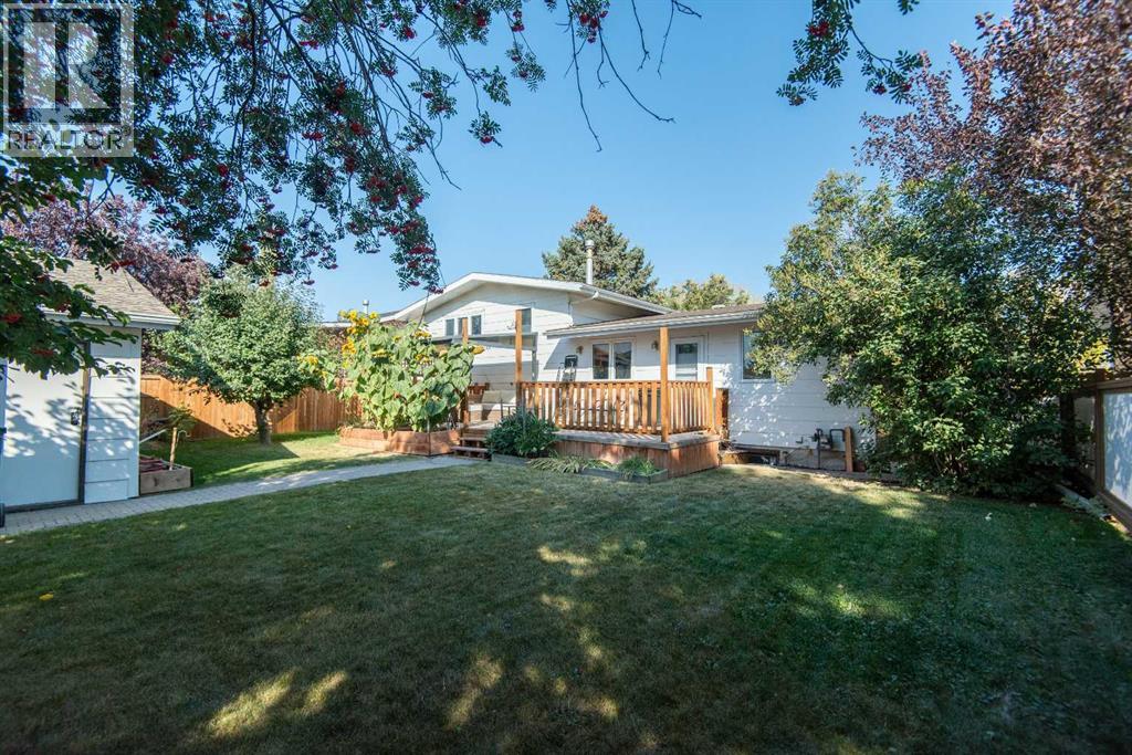 25 Oates Green, Red Deer, Alberta  T4P 1V2 - Photo 43 - A2259614