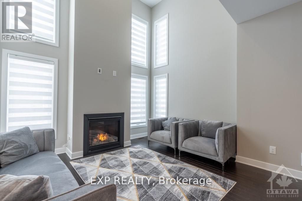 310 Wabasso Lane, Ottawa, Ontario  K1T 0S9 - Photo 11 - X12453345