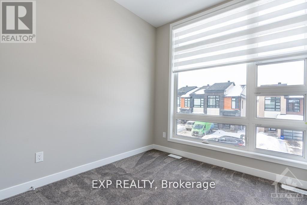 310 Wabasso Lane, Ottawa, Ontario  K1T 0S9 - Photo 22 - X12453345