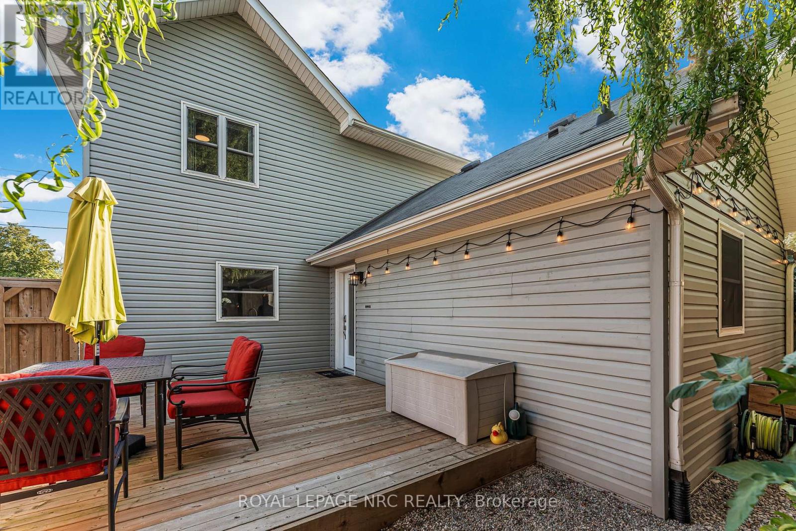 12 Lincoln Road E, Fort Erie, Ontario  L0S 1B0 - Photo 42 - X12453347