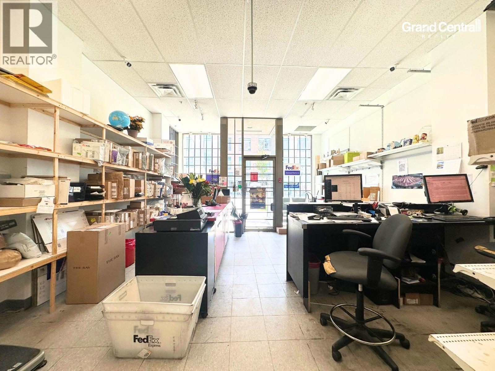 103 1595 W Broadway, Vancouver, British Columbia  V6J 1W6 - Photo 3 - C8069834