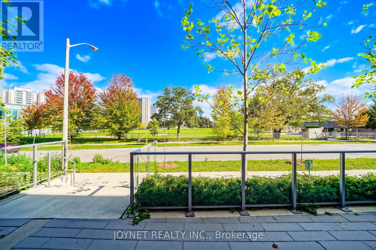 Th02 - 32 Forest Manor Road, Toronto, Ontario  M2J 0H2 - Photo 29 - C12453363