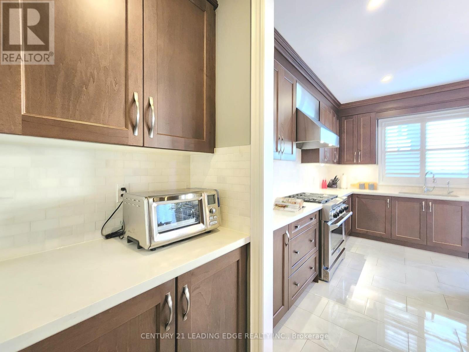 89 Greenspire Avenue, Markham, Ontario  L6E 0S2 - Photo 11 - N12453348
