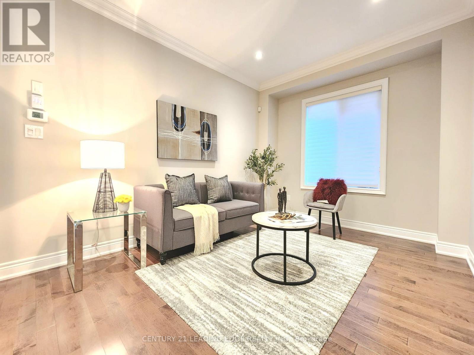 89 Greenspire Avenue, Markham, Ontario  L6E 0S2 - Photo 6 - N12453348