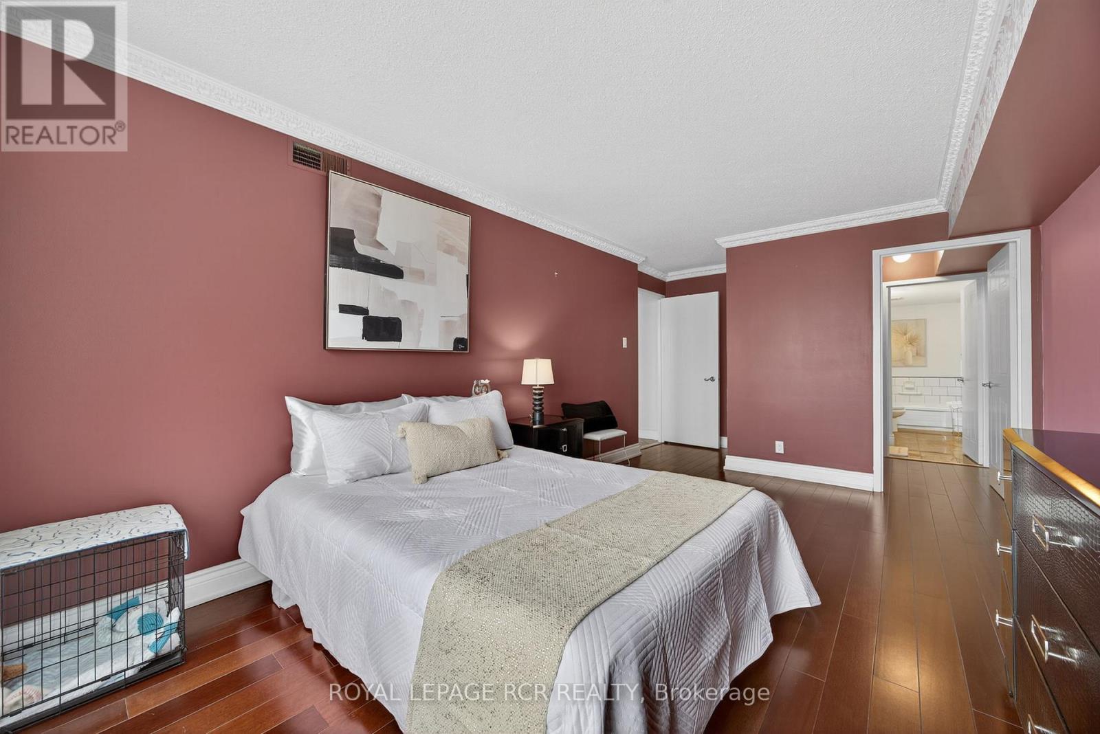 905 - 65 Ellen Street, Barrie, Ontario  L4N 3A5 - Photo 17 - S12453346