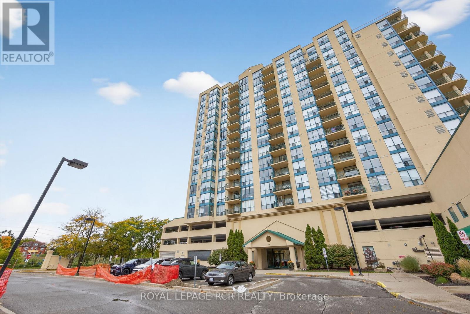 905 - 65 Ellen Street, Barrie, Ontario  L4N 3A5 - Photo 47 - S12453346