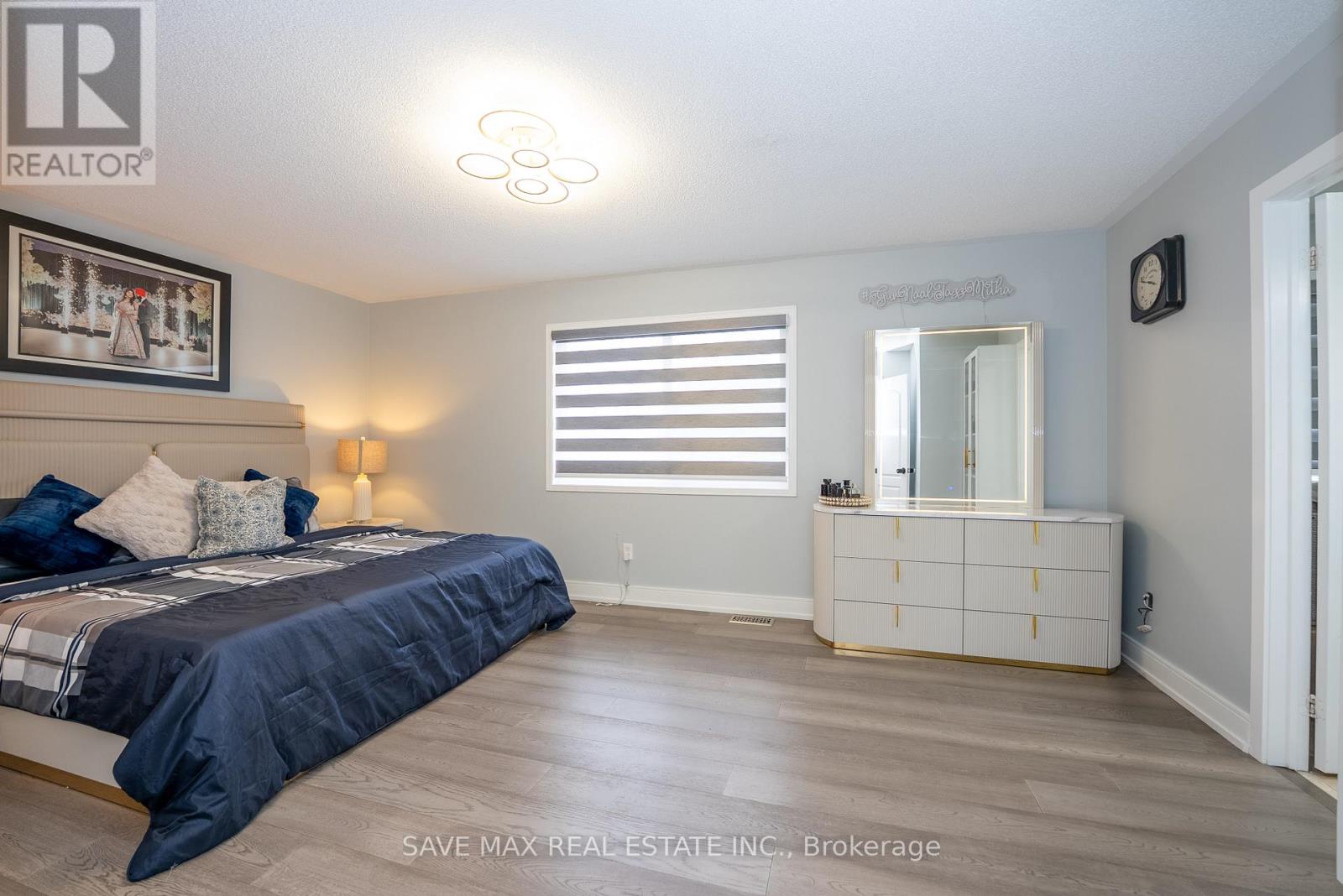 100 Crown Victoria Drive, Brampton, Ontario  L7A 3X6 - Photo 18 - W12453350