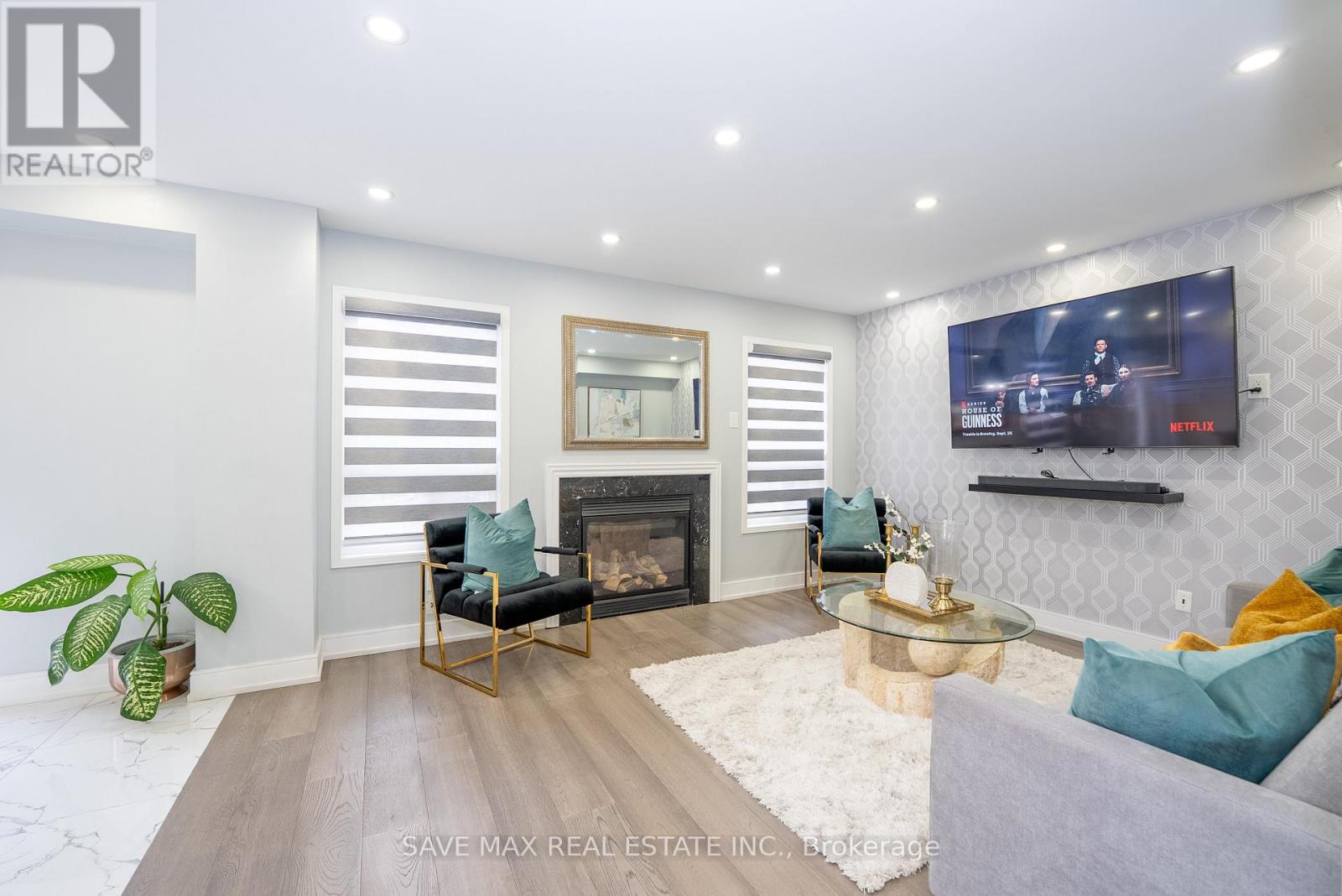 100 Crown Victoria Drive, Brampton, Ontario  L7A 3X6 - Photo 6 - W12453350