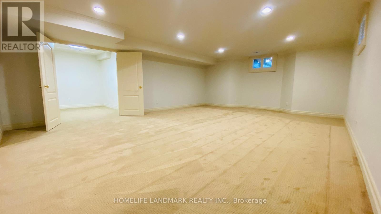 55 Ennisclare Drive W, Oakville, Ontario  L6J 4N3 - Photo 33 - W12453352