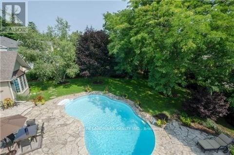 55 Ennisclare Drive W, Oakville, Ontario  L6J 4N3 - Photo 37 - W12453352