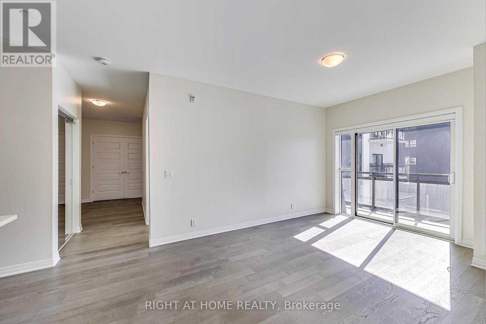 401 - 102 Grovewood Common Circle, Oakville, Ontario  L6H 0X2 - Photo 16 - W12453357