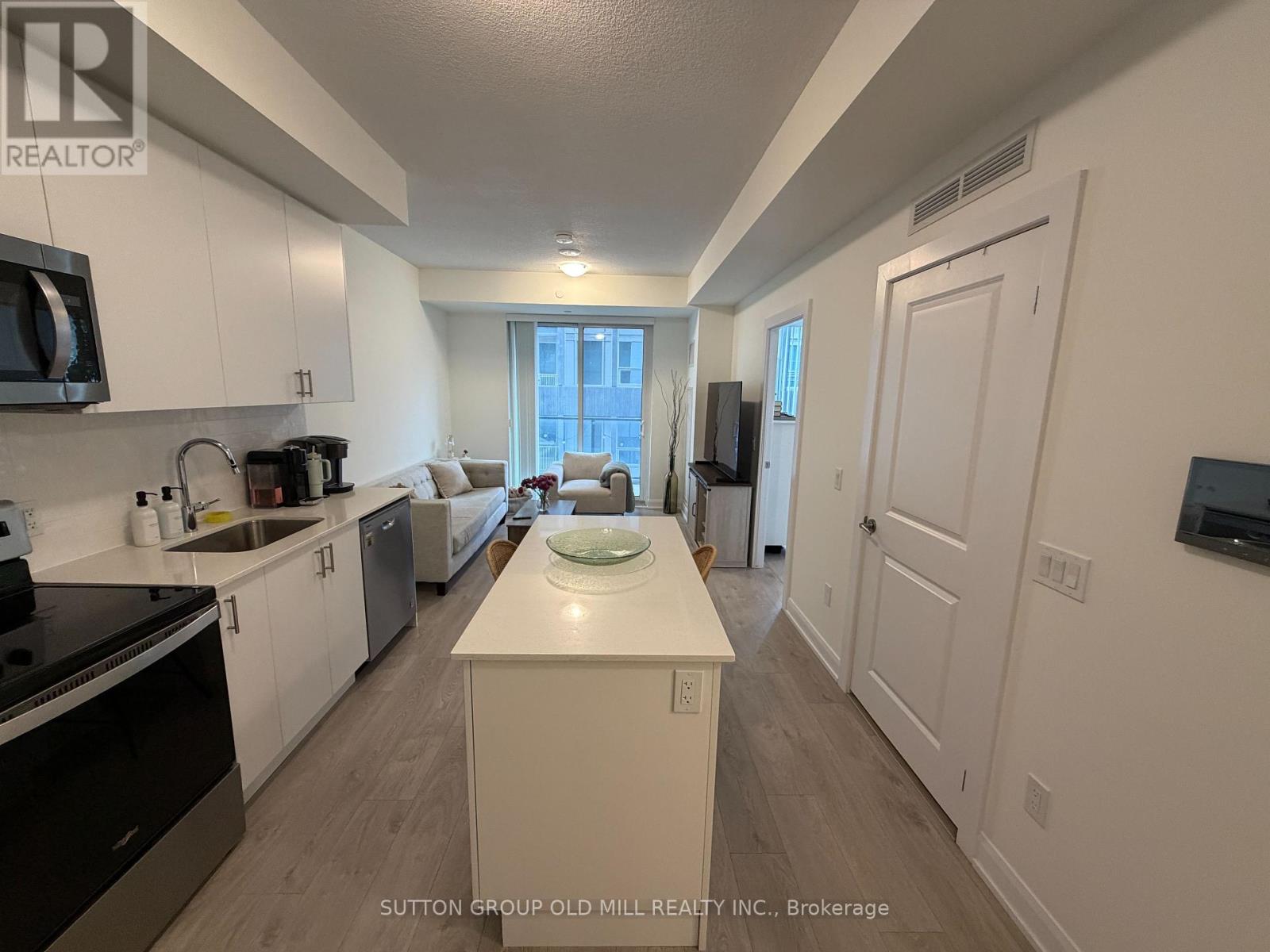 316 - 3220 William Coltson Avenue, Oakville, Ontario  L6H 7X9 - Photo 13 - W12453362