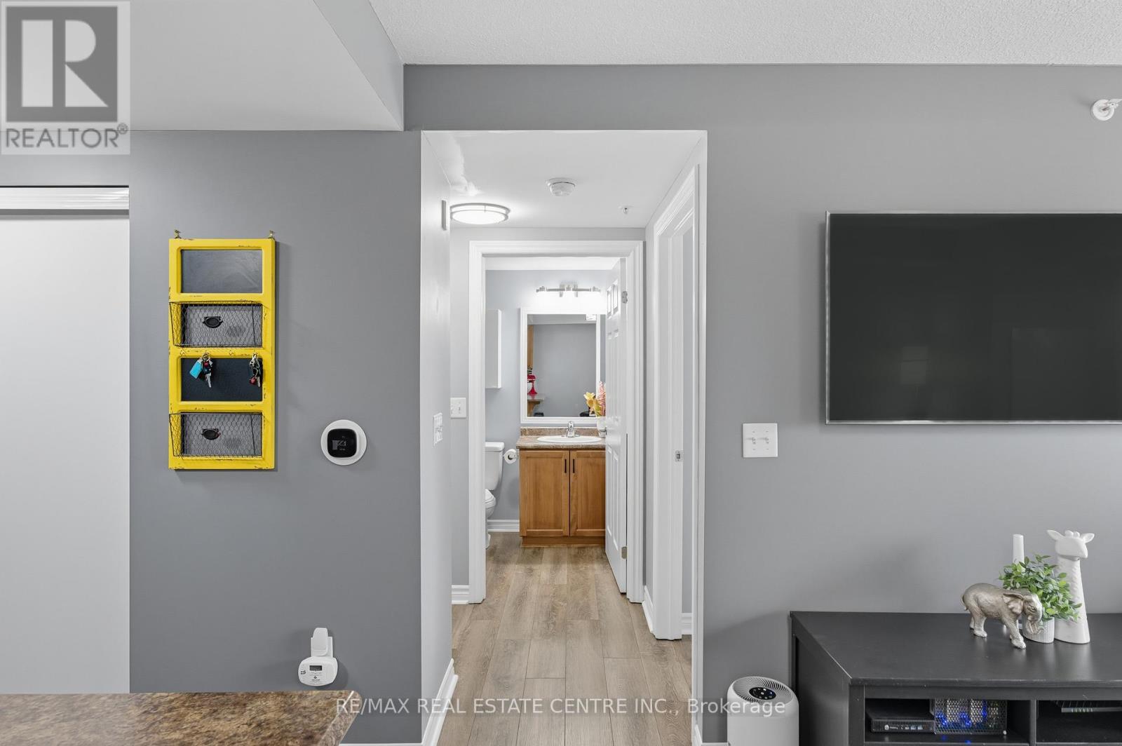 411 - 67 Kingsbury Square, Guelph, Ontario  N1L 0L3 - Photo 21 - X12453354