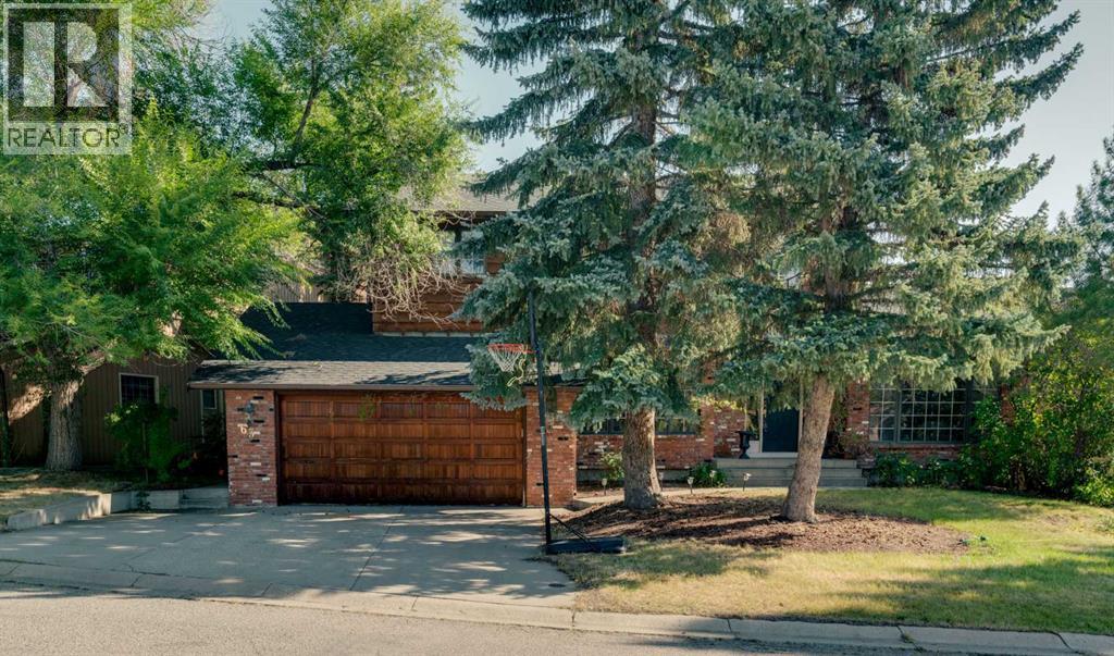 63 Edgehill Crescent Nw, Calgary, Alberta  T3A 2X5 - Photo 3 - A2257923