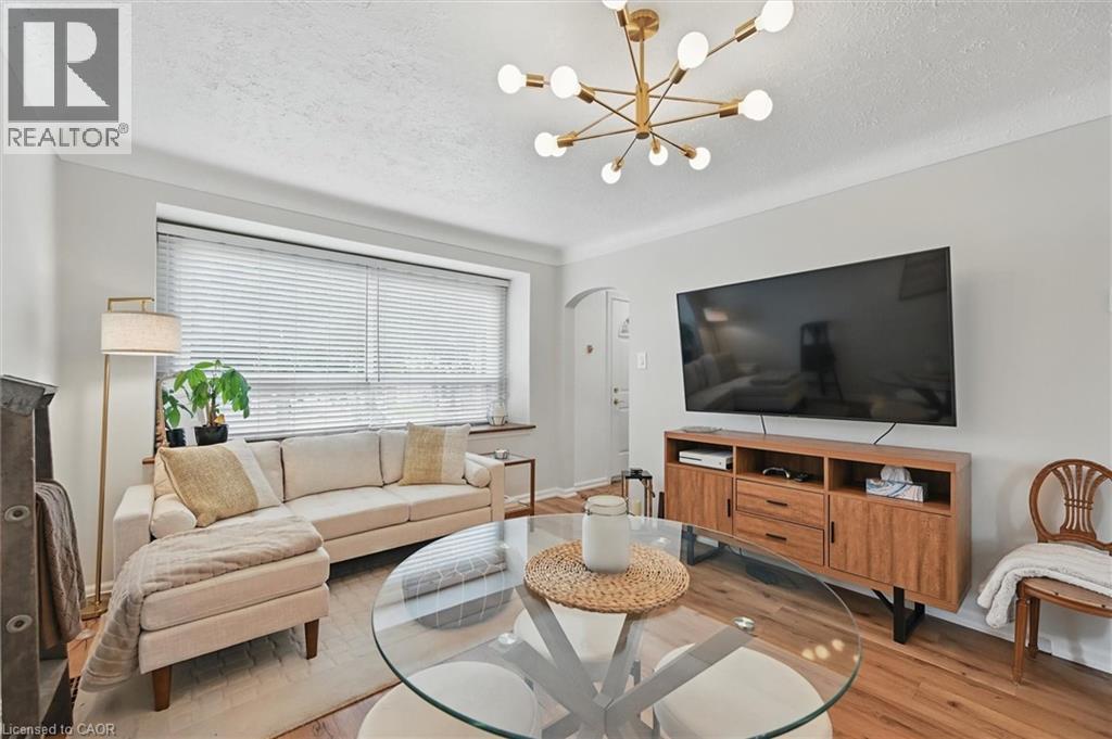 105 Weir Street S, Hamilton, Ontario  L8K 3A8 - Photo 8 - 40771125