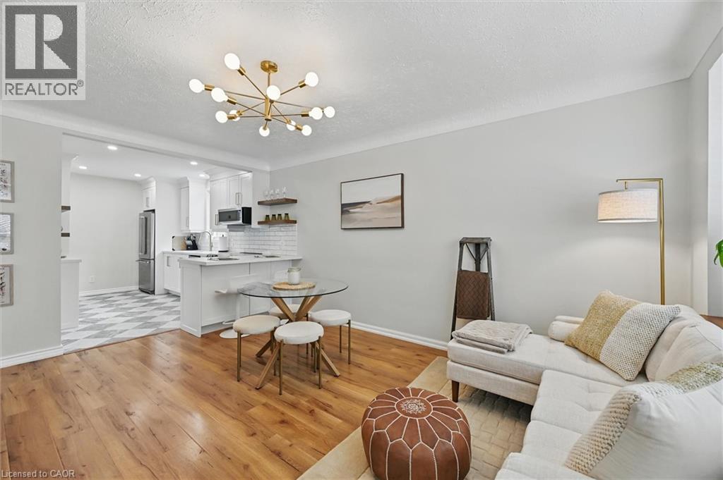 105 Weir Street S, Hamilton, Ontario  L8K 3A8 - Photo 4 - 40771125