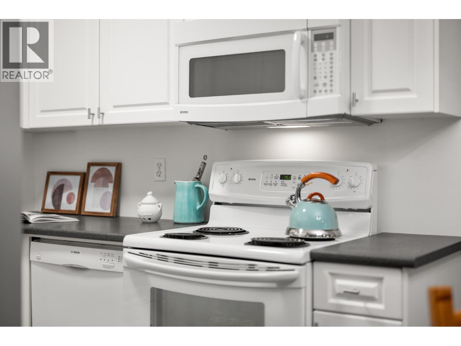 207 1930 W 3rd Avenue, Vancouver, British Columbia  V6J 1L1 - Photo 18 - R3040836