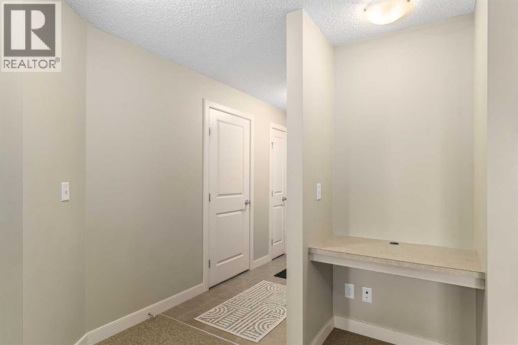 204, 156 Country Village Circle Ne, Calgary, Alberta  T3K 0E5 - Photo 4 - A2244902