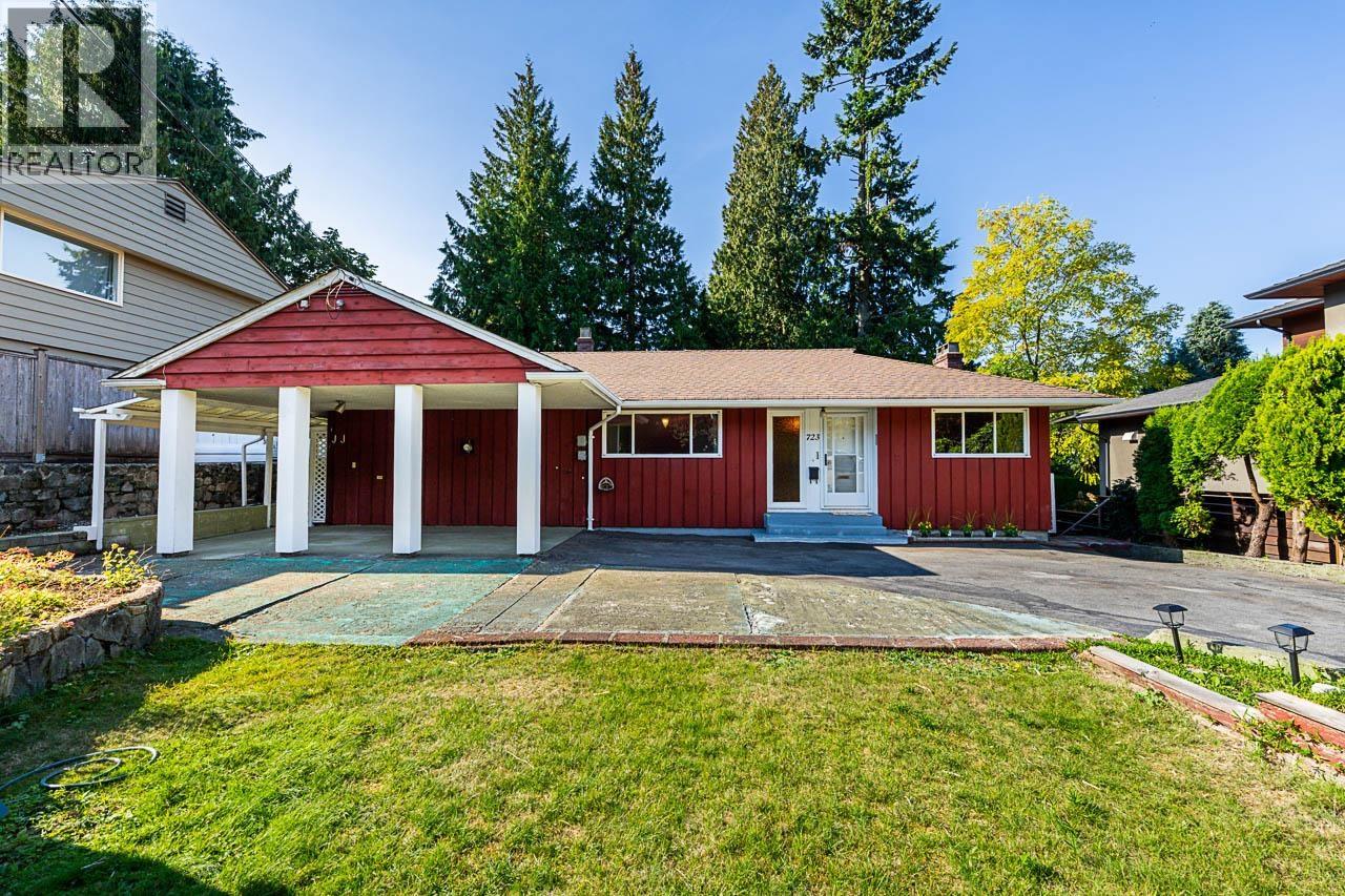 723 HANDSWORTH ROAD, North Vancouver, British Columbia