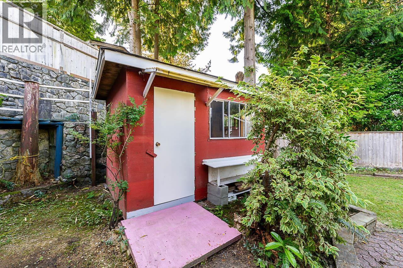 723 Handsworth Road, North Vancouver, British Columbia  V7R 1Z9 - Photo 32 - R3052386