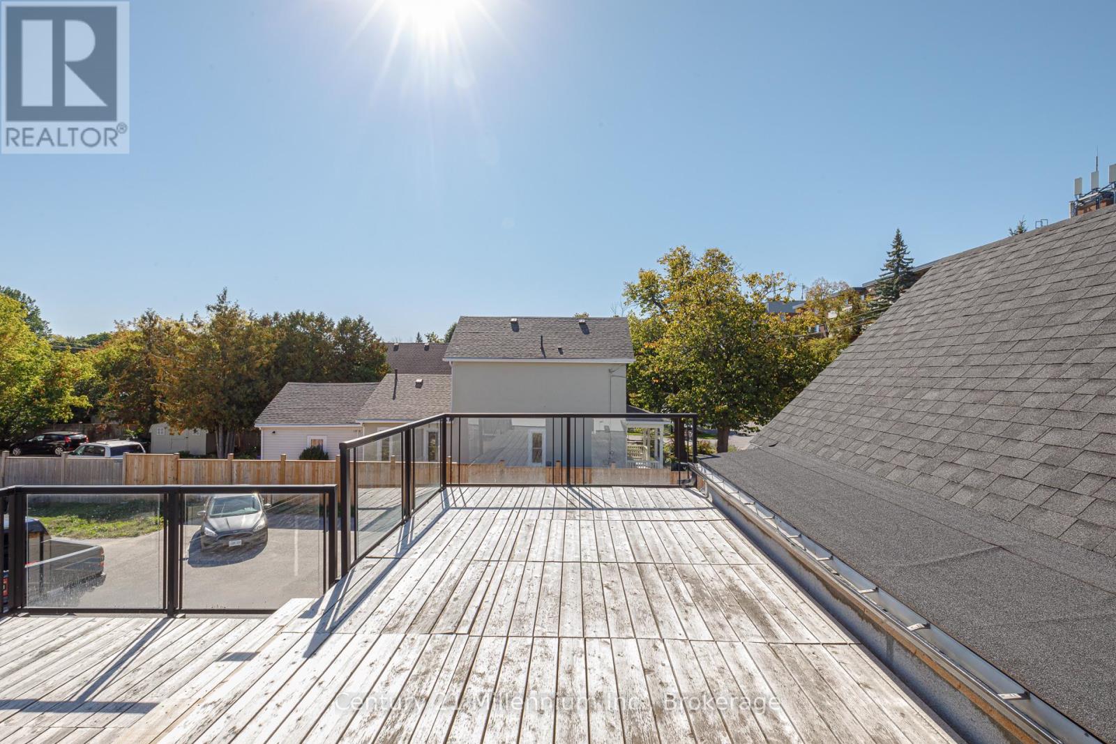 Upper Unit - 510 First Street, Collingwood, Ontario  L9Y 1B8 - Photo 31 - S12420679