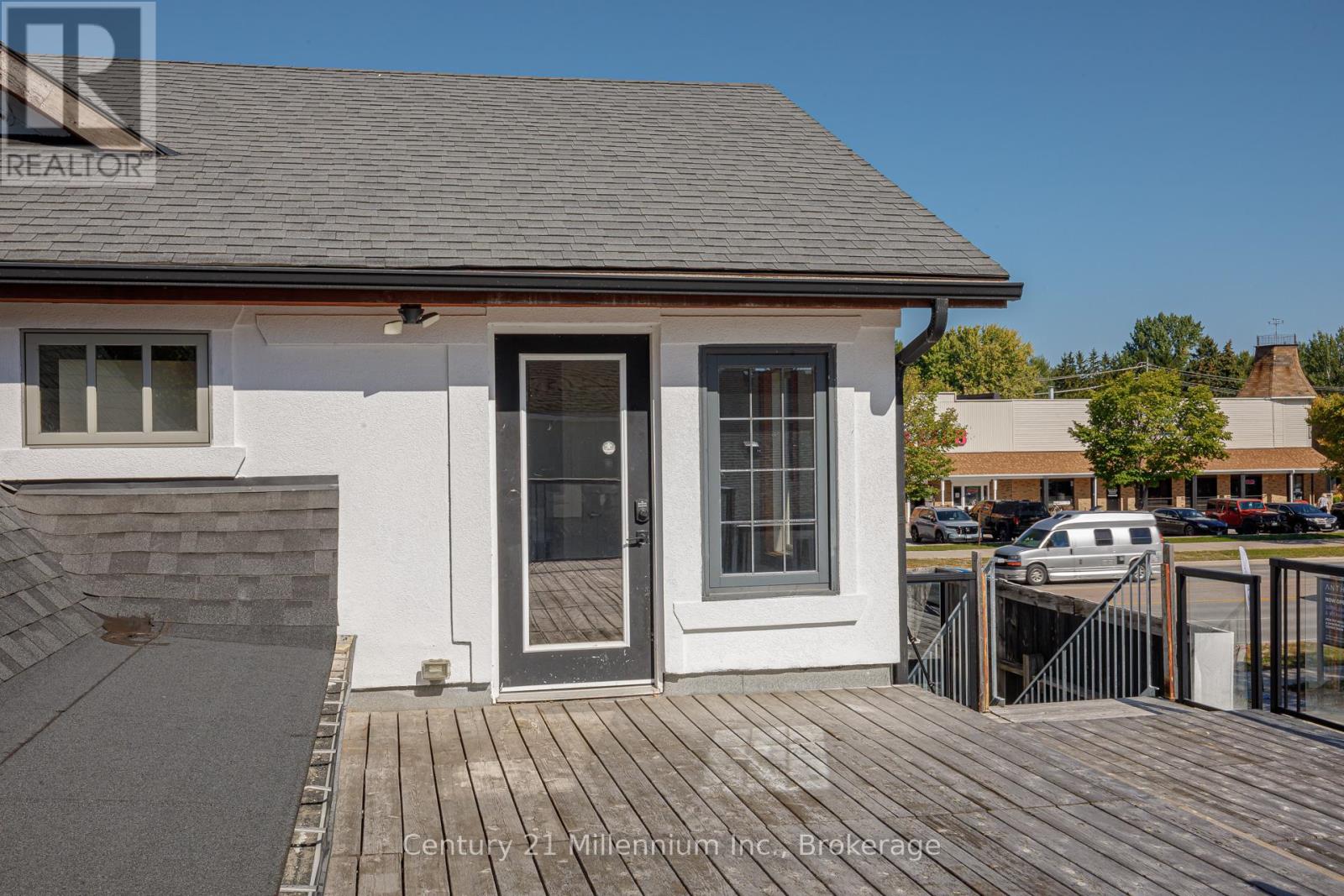 Upper Unit - 510 First Street, Collingwood, Ontario  L9Y 1B8 - Photo 33 - S12420679