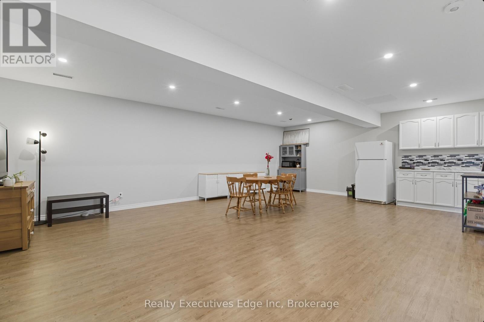 20 Landon Avenue, Norfolk, Ontario  N3Y 5J8 - Photo 25 - X12453403