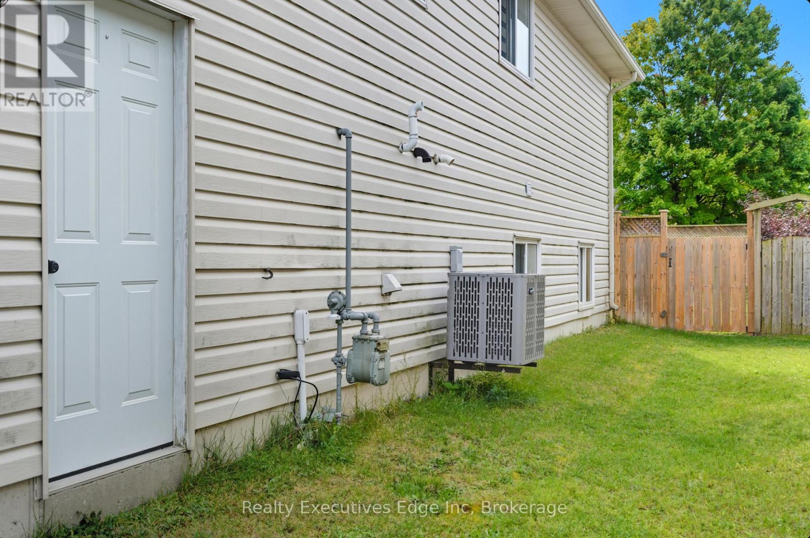 20 Landon Avenue, Norfolk, Ontario  N3Y 5J8 - Photo 31 - X12453403