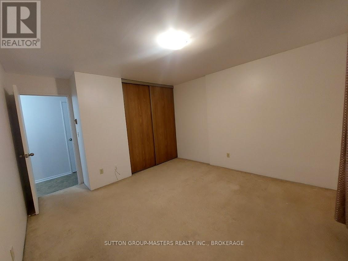 503 - 17 Eldon Hall Place, Kingston, Ontario  K7M 7H5 - Photo 14 - X12453396