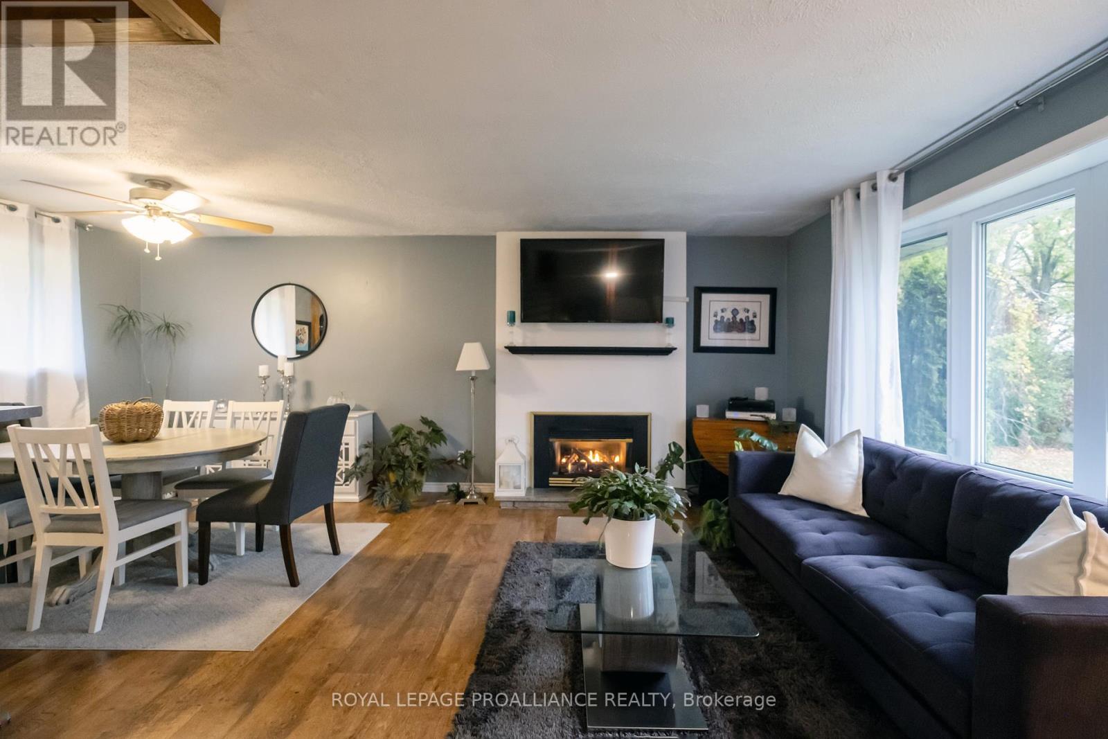 208 Ritz Road, Belleville, Ontario  K0K 1V0 - Photo 10 - X12453367