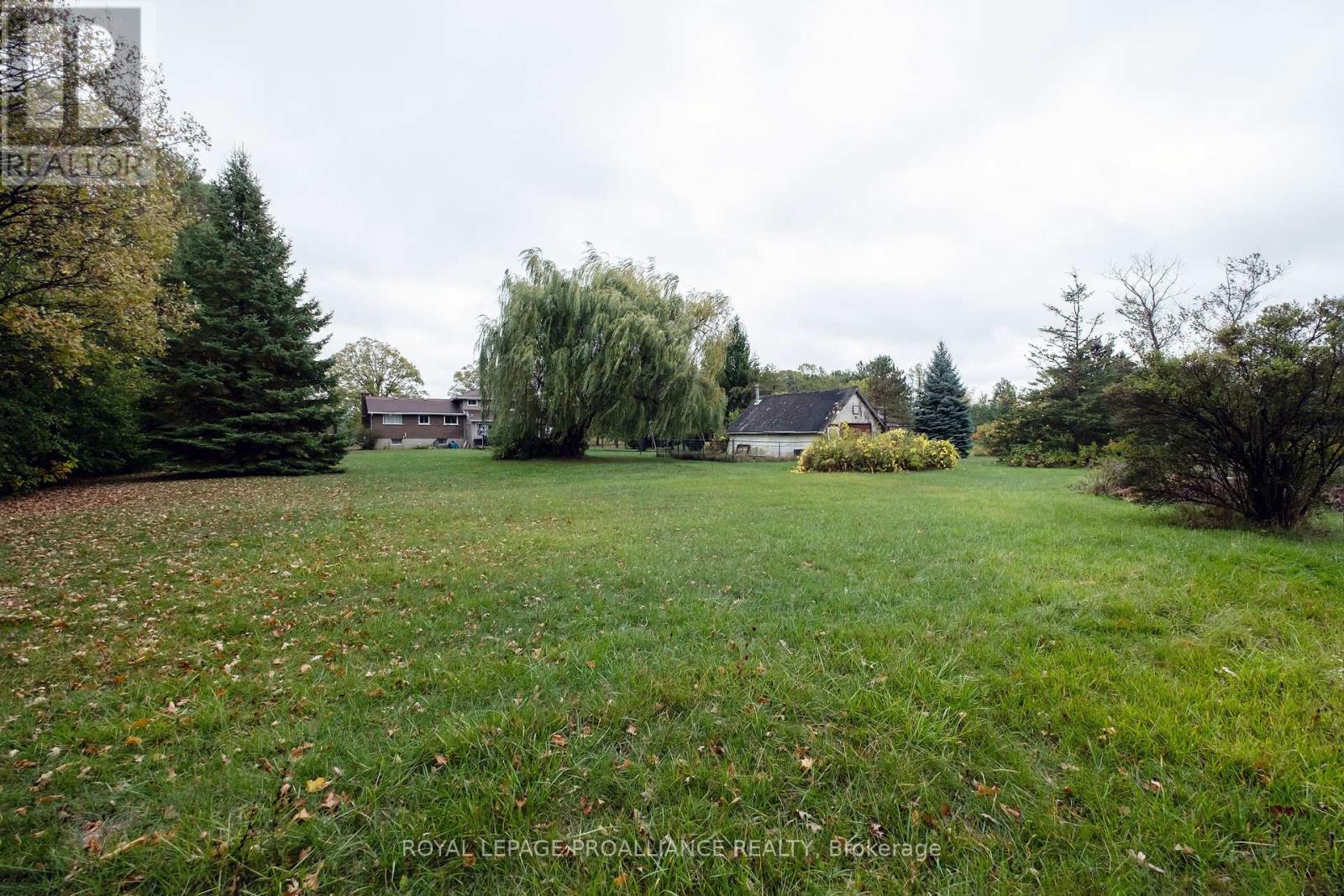 208 Ritz Road, Belleville, Ontario  K0K 1V0 - Photo 36 - X12453367