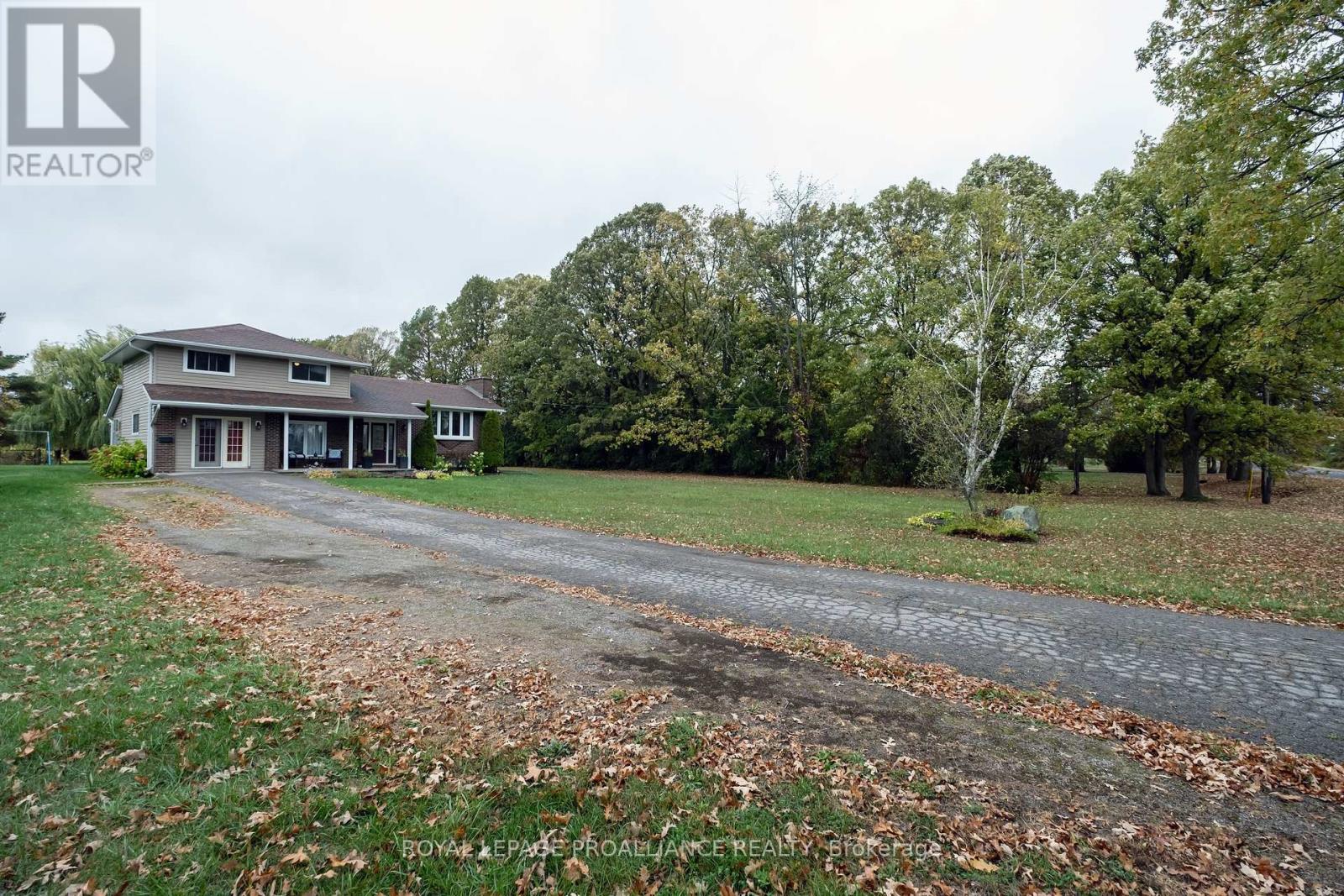 208 Ritz Road, Belleville, Ontario  K0K 1V0 - Photo 4 - X12453367