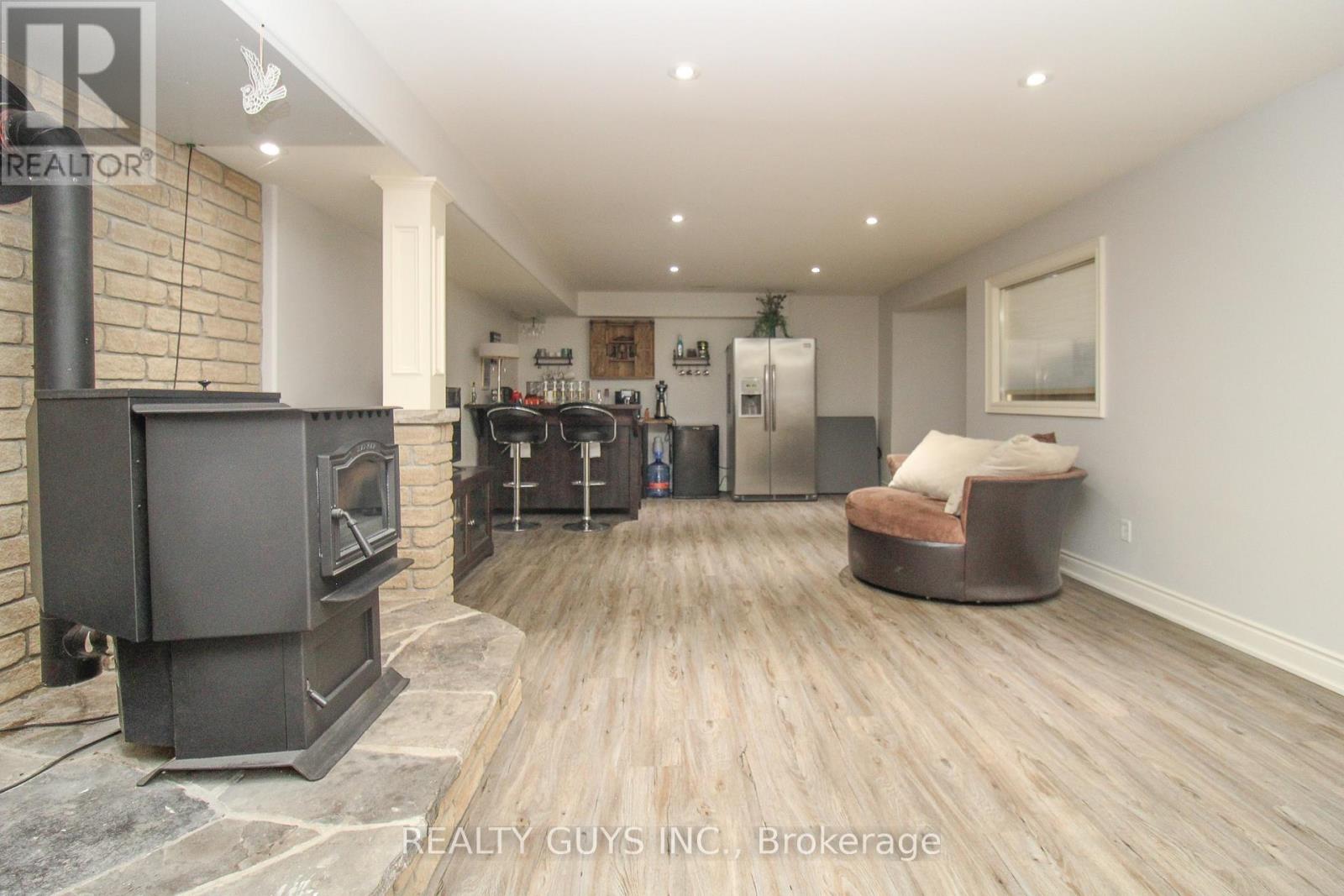 136 Cottingham Road, Kawartha Lakes (Emily), Ontario  K0L 2W0 - Photo 43 - X12453397