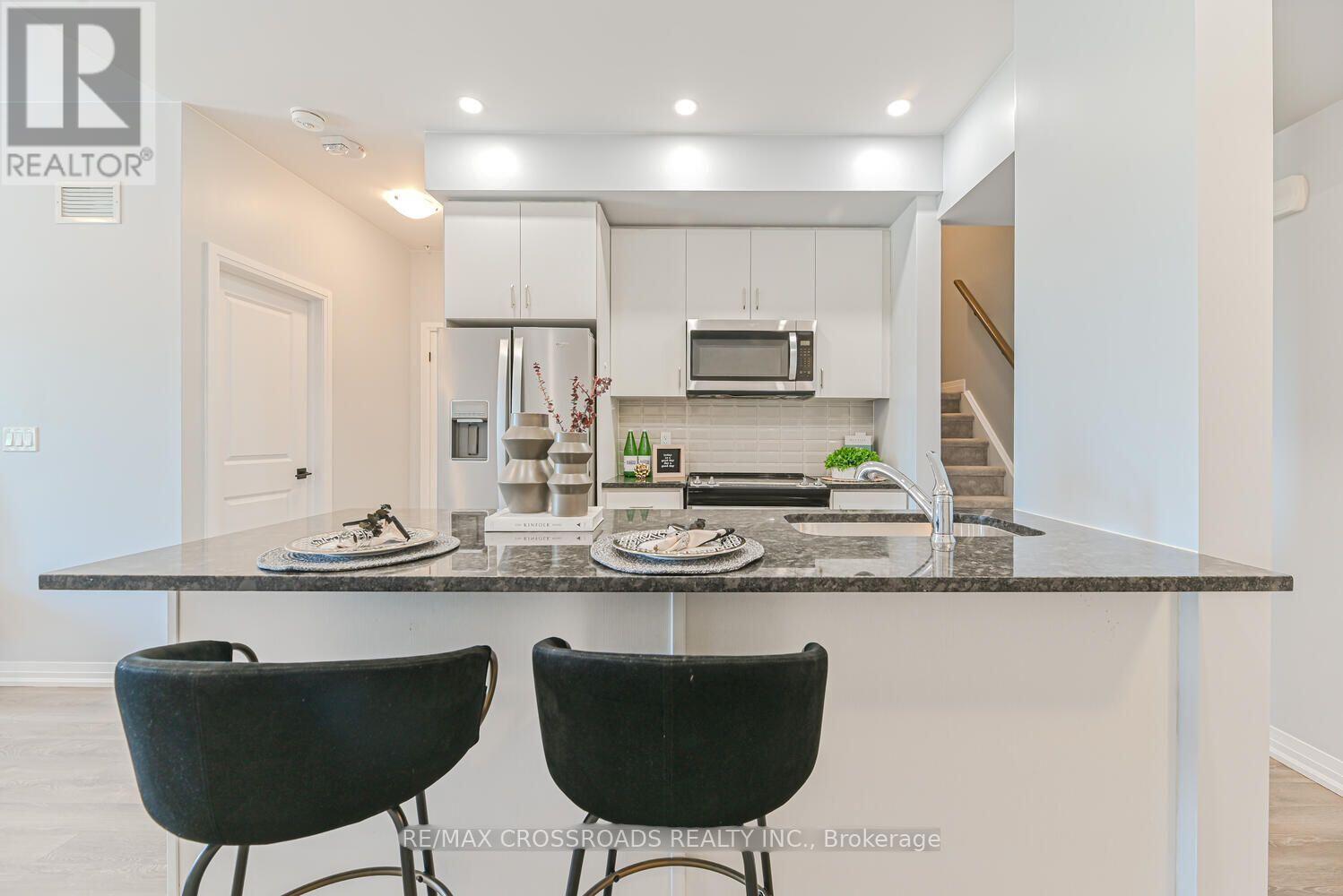 723 - 2635 WILLIAM JACKSON DRIVE, Pickering, Ontario