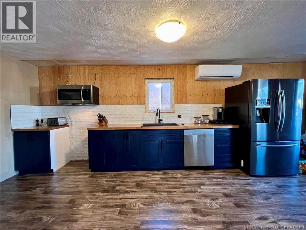 61 Principale, Sainte-Anne-De-Madawaska, New Brunswick  E7E 1A6 - Photo 6 - NB128246