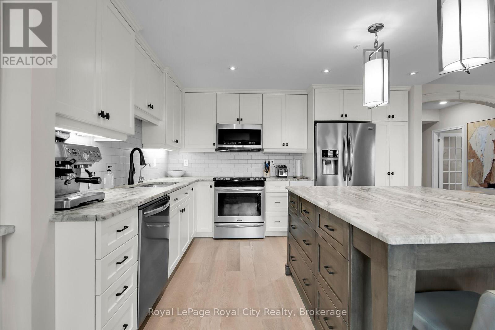408 - 106 Bard Boulevard, Guelph (Pineridge/westminster Woods), Ontario  N1L 0L8 - Photo 15 - X12453418