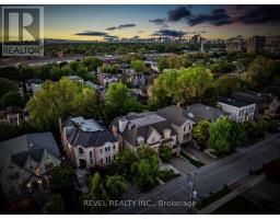 208 Carmichael Avenue, Toronto (Bedford Park-Nortown), Ca