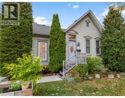 1251 MONMOUTH, Windsor, Ontario